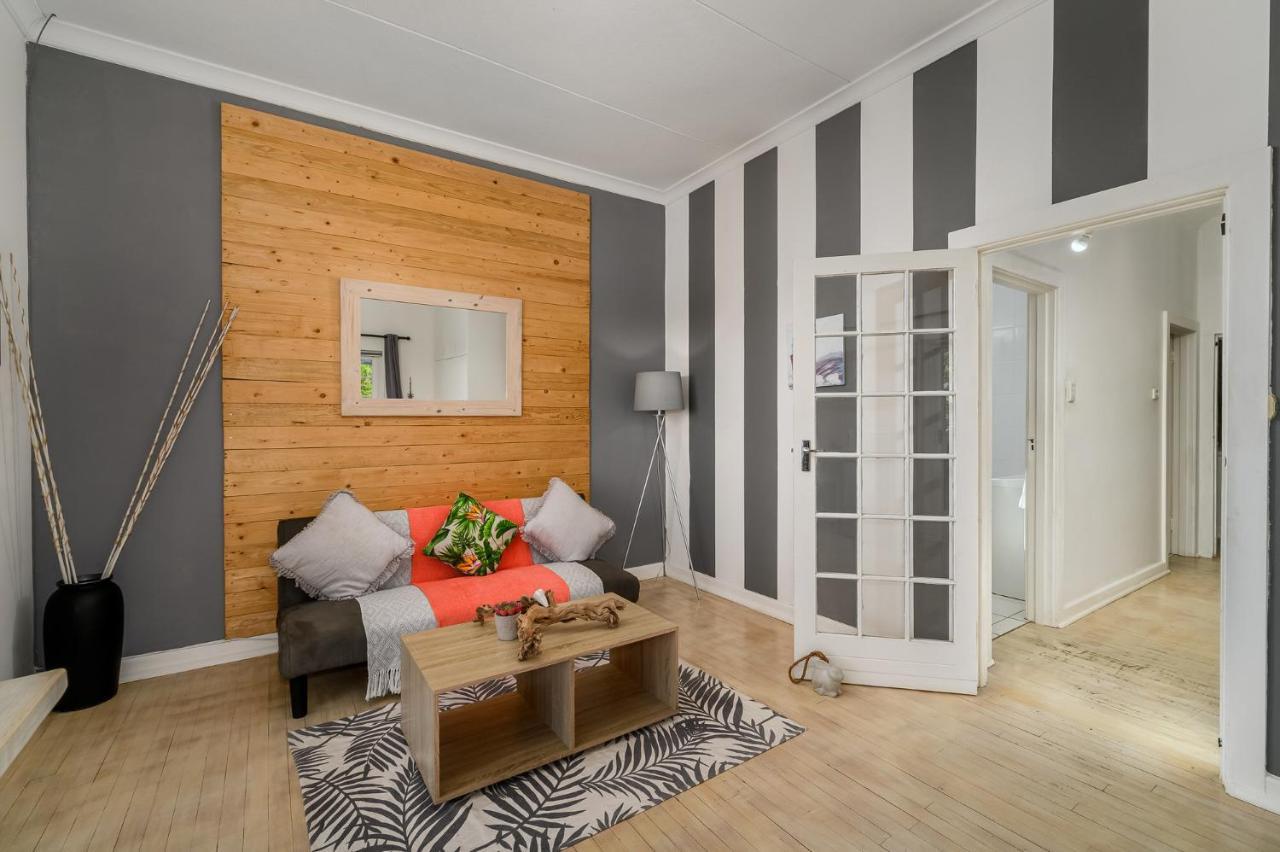 302 On Old Sea View Road Chelsea Lägenhet Port Elizabeth Exteriör bild