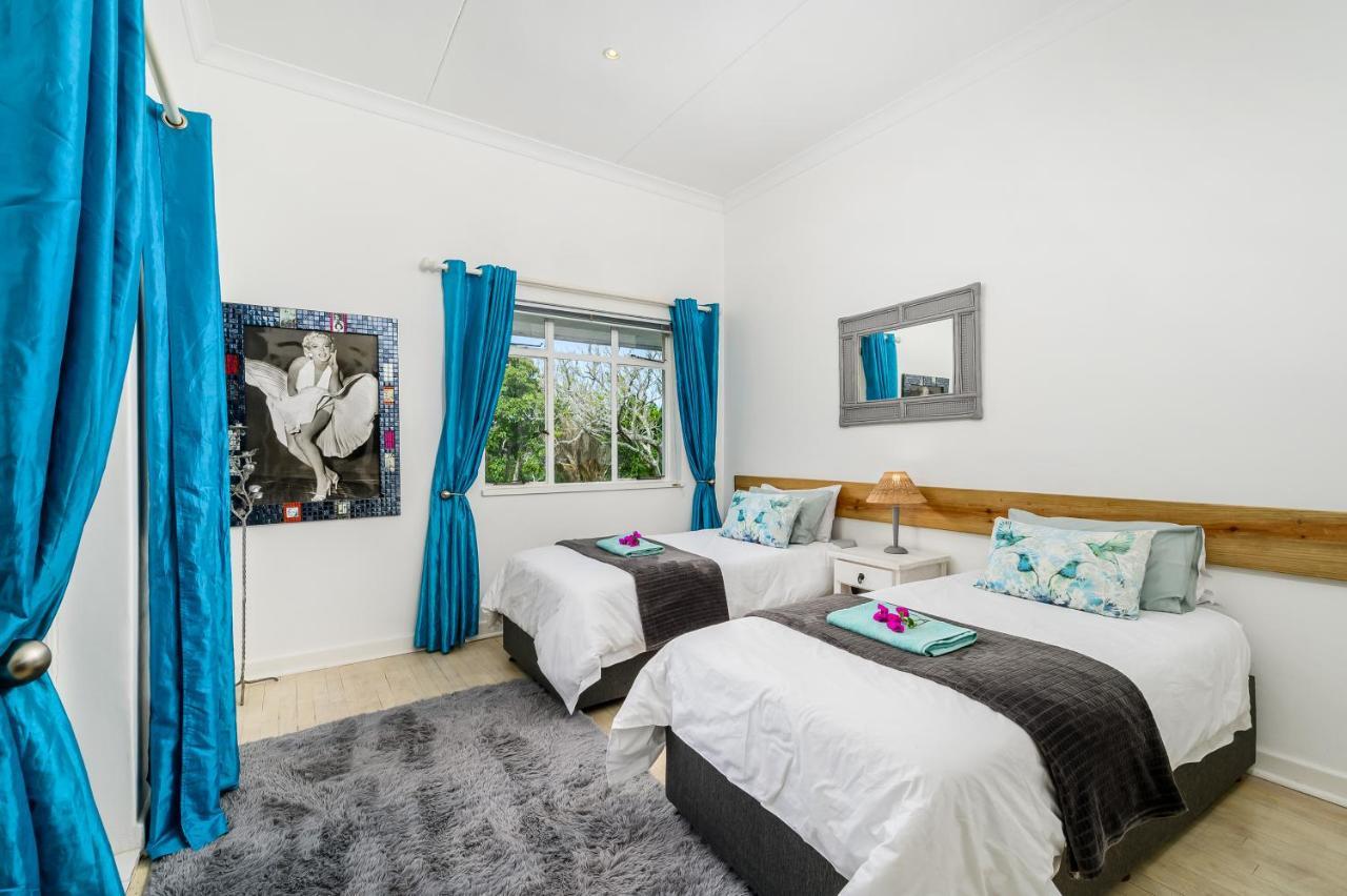 302 On Old Sea View Road Chelsea Lägenhet Port Elizabeth Exteriör bild